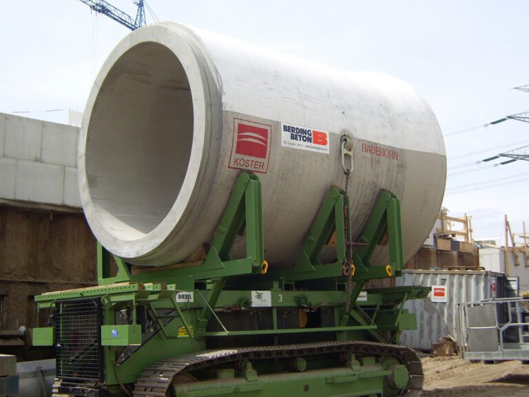 Betonteil-Transport durch Finke